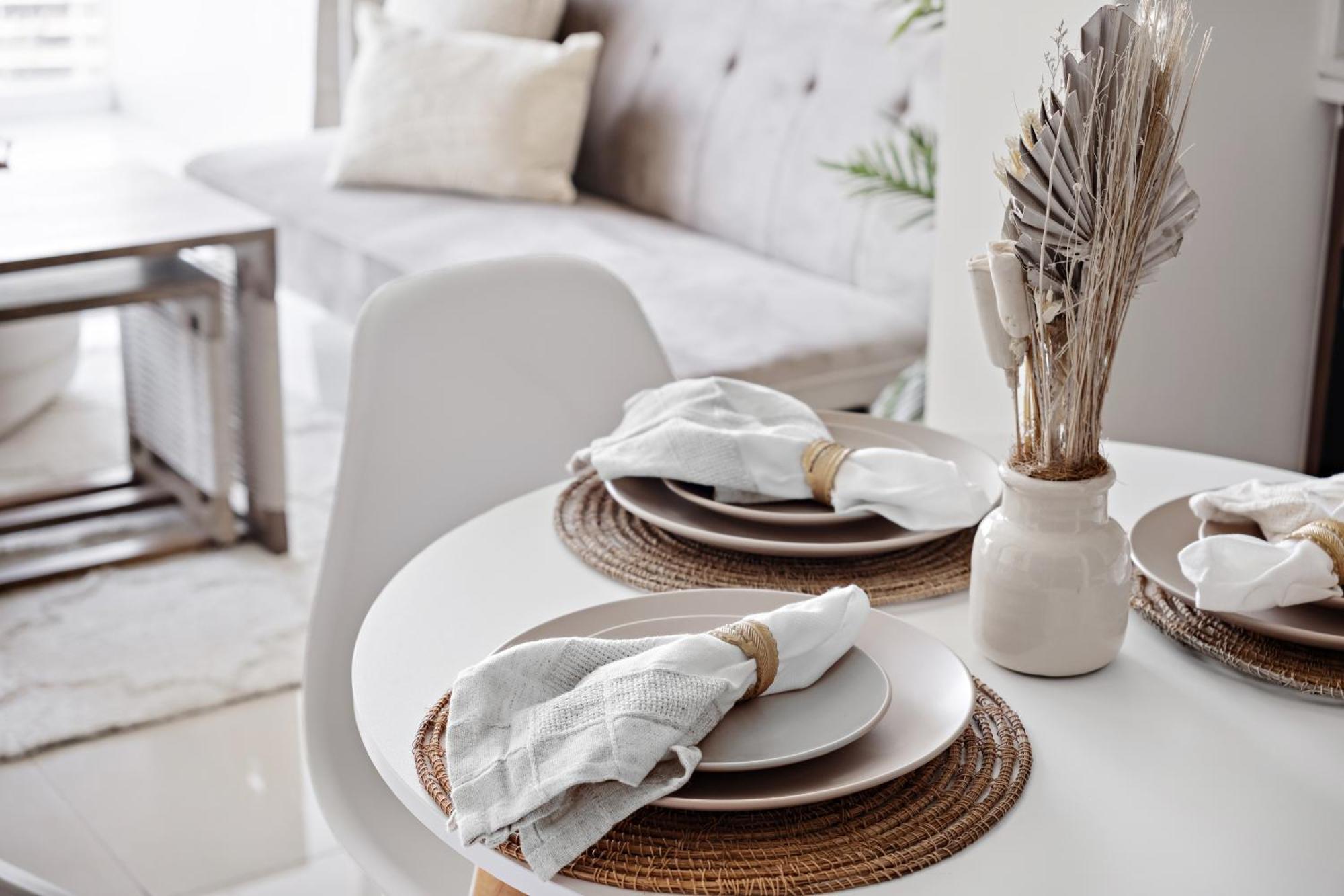Modern 1br Vera Residences Dubai