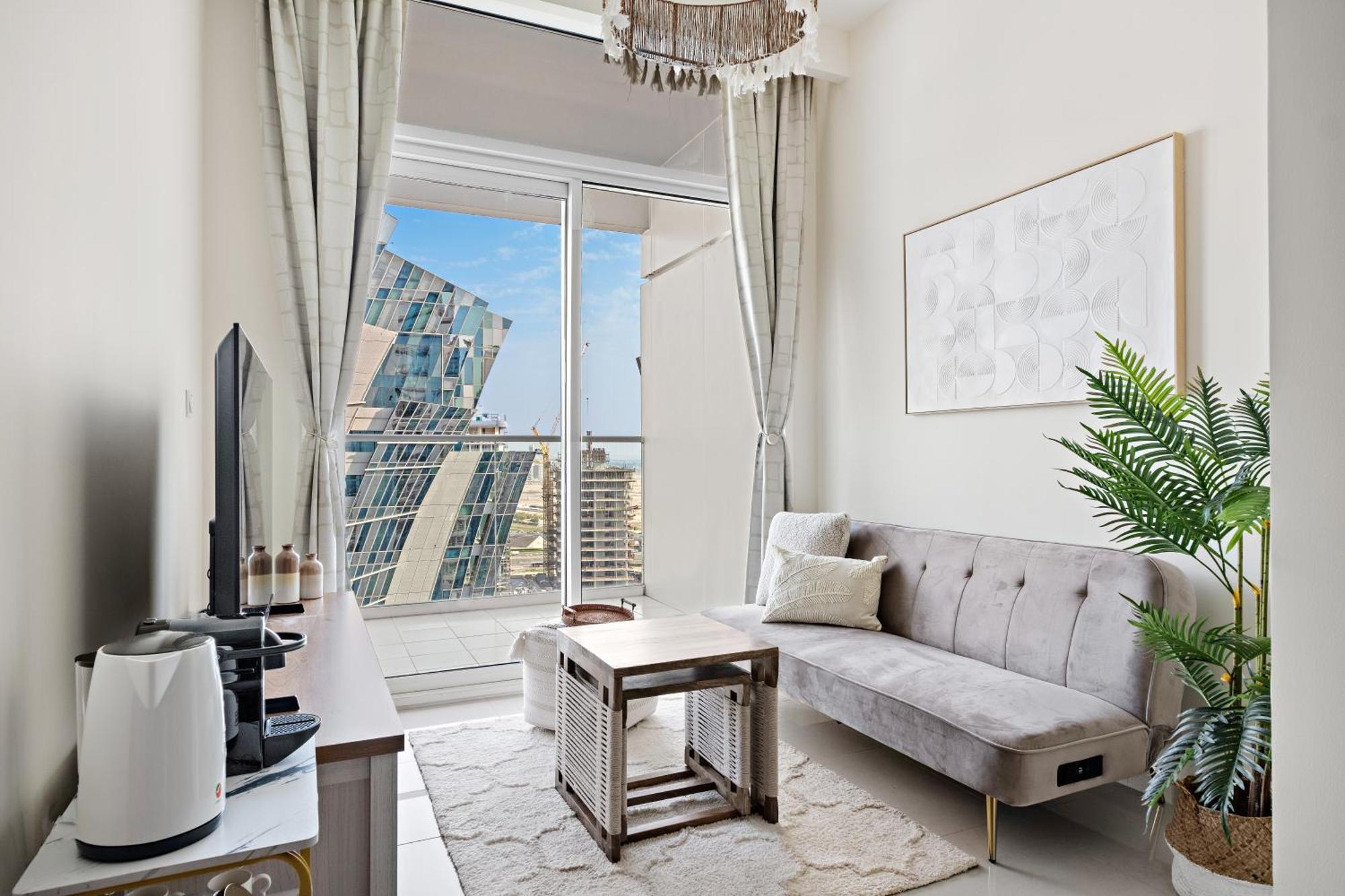 Modern 1br Vera Residences * Dubai